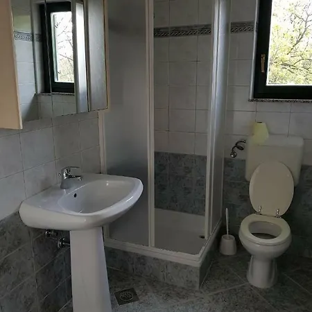 Kajce Guest house *